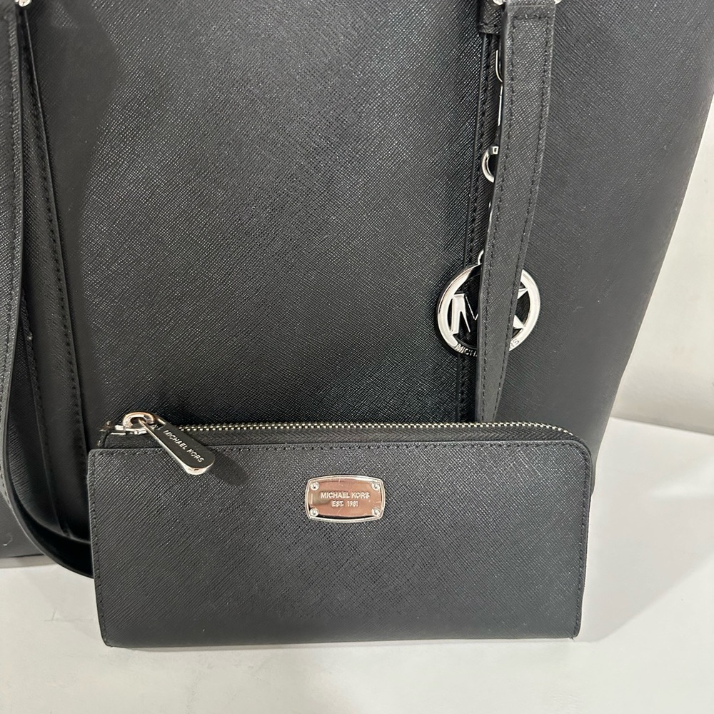 Michael Kors jet set tote and wallet